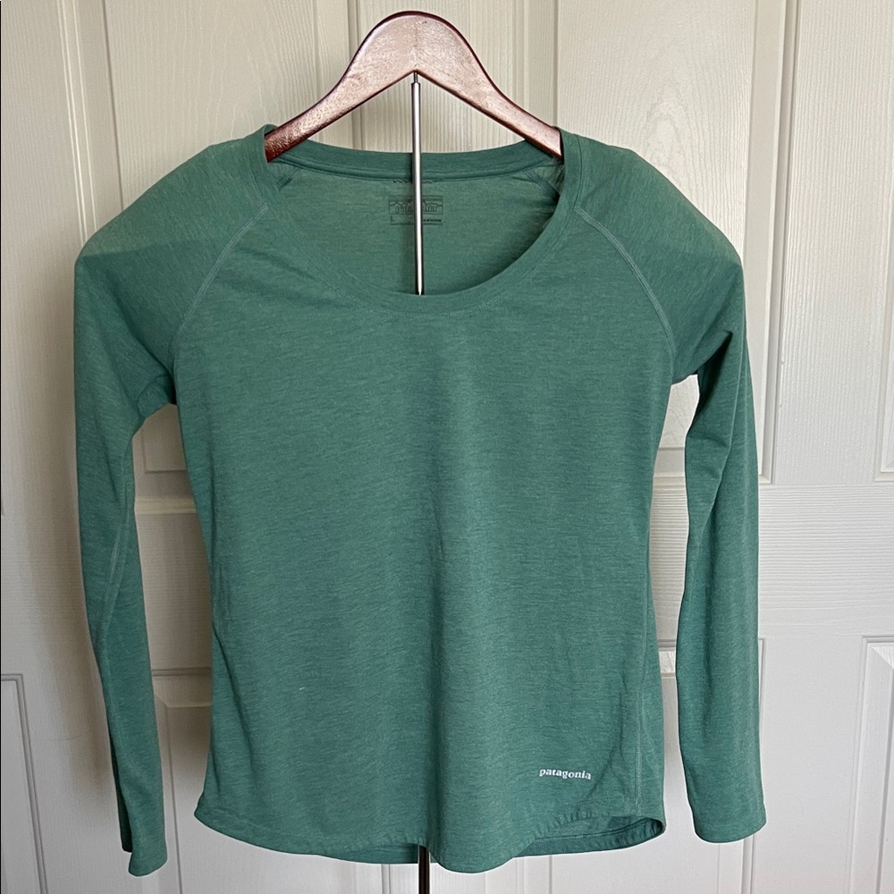 Patagonia Women's Teal Long Sleeve Tee